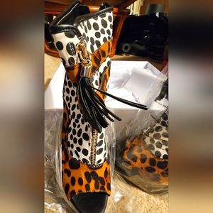 LUXE by JustFab Animal Print Bootie